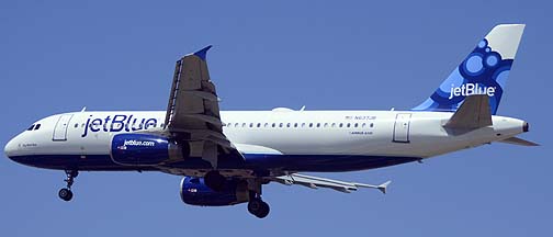 Jet Blue Airbus A320-232 N637JB, August 20, 2013
